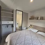 Le Cocon Mobil à 150 M De La 5 Etoiles Parc Aquatique * Torreilles