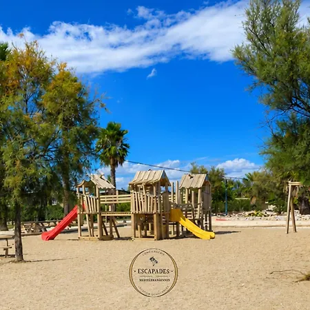 Le Cocon Mobil à 150 M De La 5 Etoiles Parc Aquatique * Torreilles